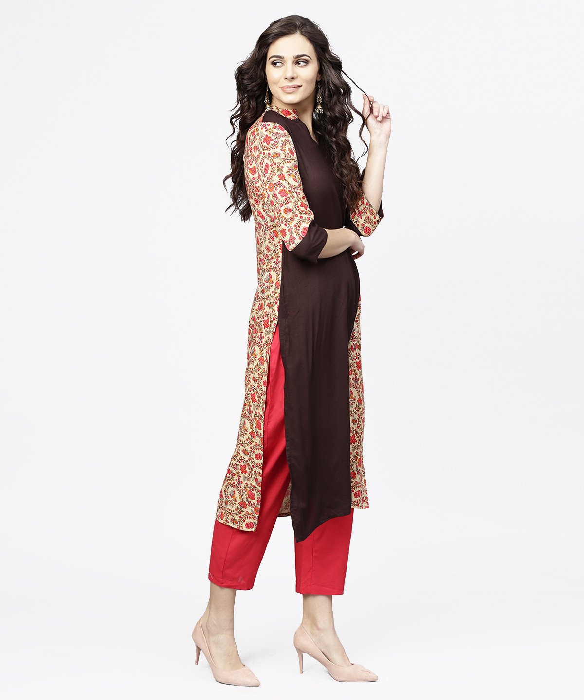 Black & Red Printed 3/4Th Sleeve Cotton Straight Kurta | LASVINI - Redefining Indian Fashion with Elegance
