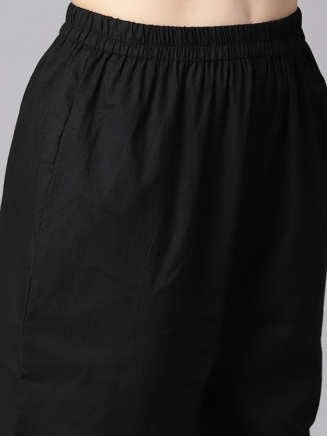 Green Ikat Printed 3/4Th Sleeve Kurta With Solid Black Pants | LASVINI - Redefining Indian Fashion with Elegance