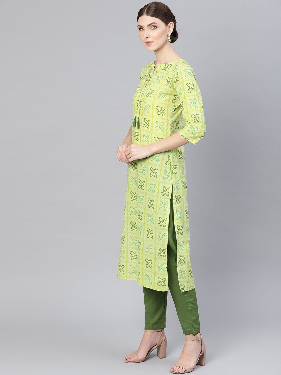 Women Green Bandhani Printed Kurta With Trousers | LASVINI - Redefining Indian Fashion with Elegance