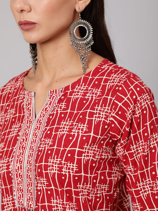 Women Red Geometric Printed Straight Kurta With Three Quarter Sleeves | LASVINI - Redefining Indian Fashion with Elegance