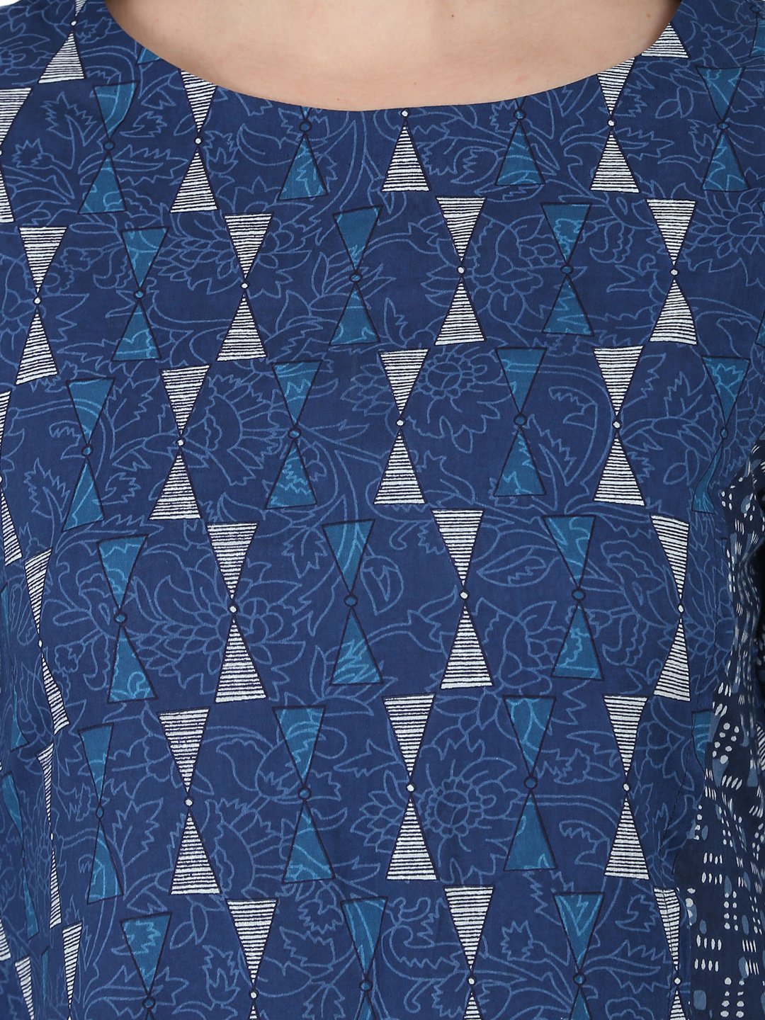 Blue Printed 3/4Th Cotton A-Line Kurta With Side Pocket | LASVINI - Redefining Indian Fashion with Elegance