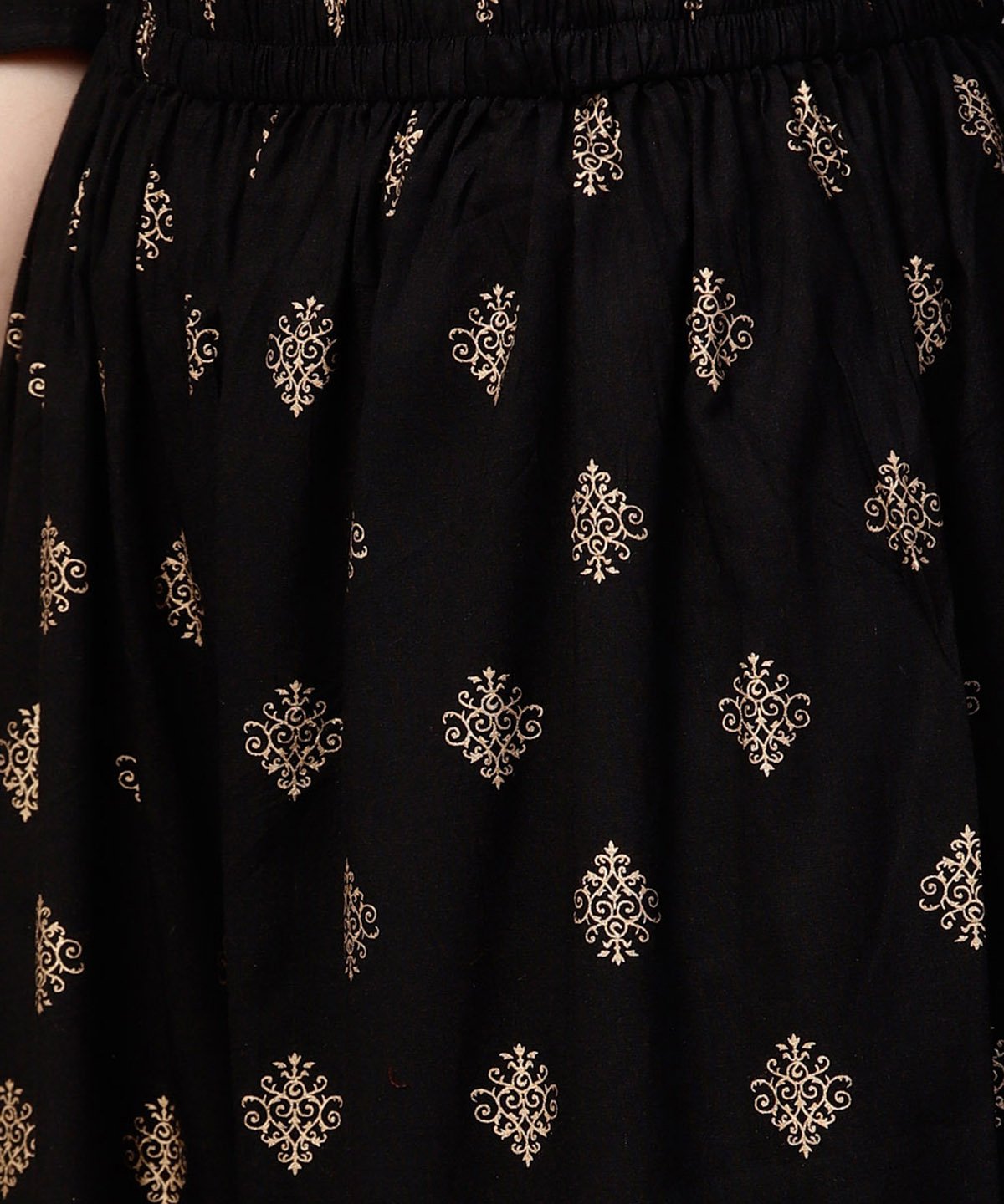 Black Printed 3/4Th Sleeve Cotton Kurta With Printed Pallazo | LASVINI - Redefining Indian Fashion with Elegance