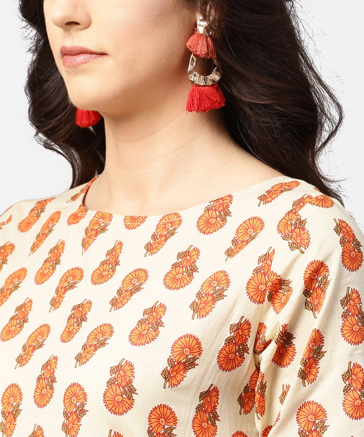 Off White Printed Half Sleeve Cotton Straight Kurta | LASVINI - Redefining Indian Fashion with Elegance