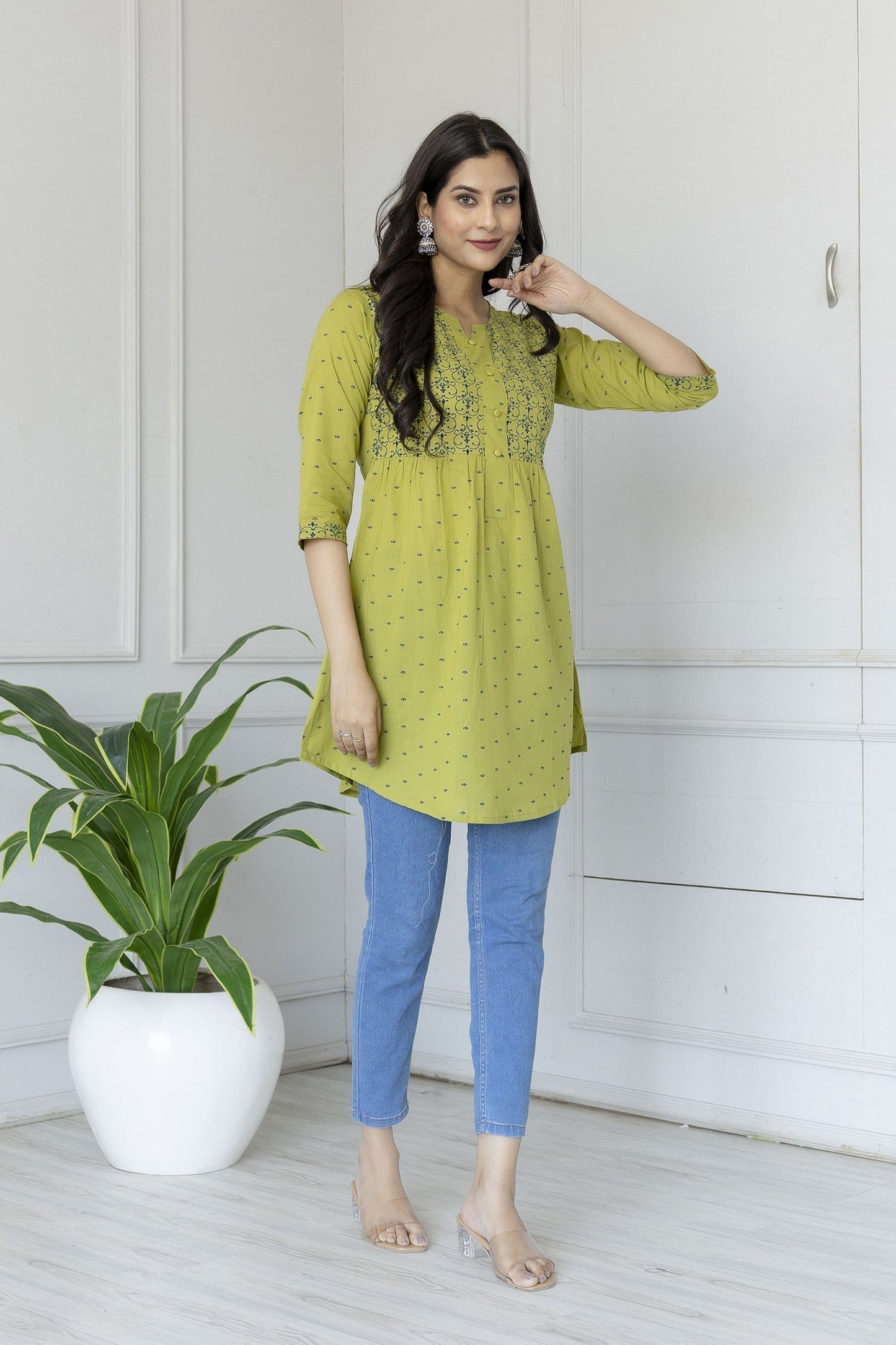 Women Green Printed 3/4Th Sleeve Cotton Tunic | LASVINI - Redefining Indian Fashion with Elegance