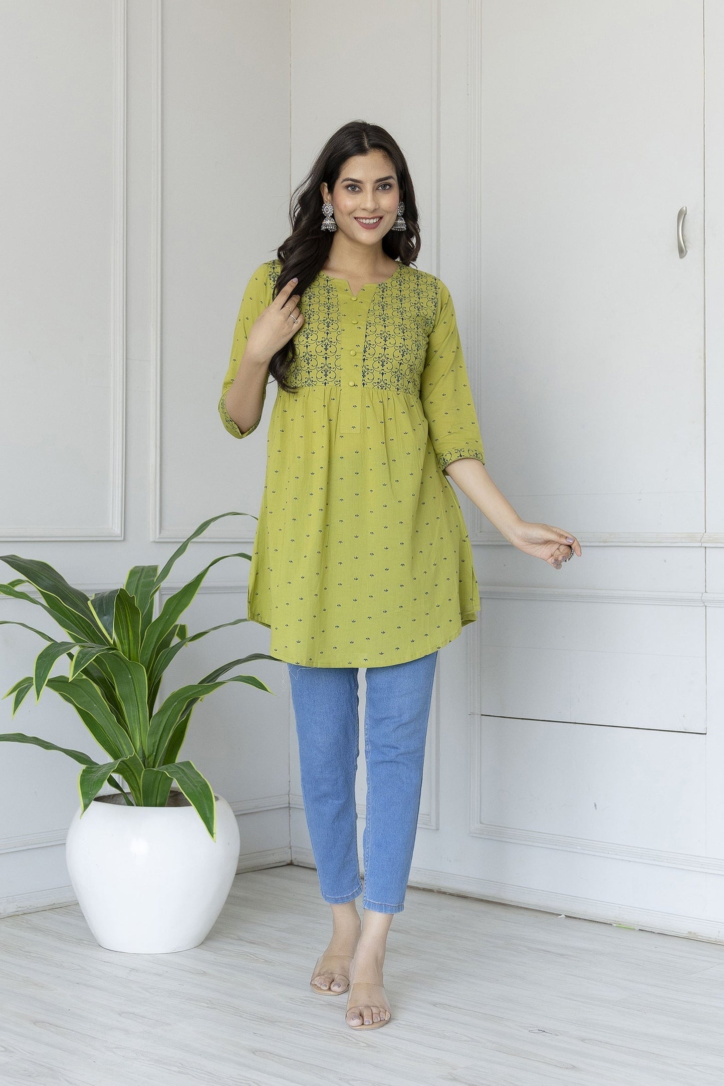 Women Green Printed 3/4Th Sleeve Cotton Tunic | LASVINI - Redefining Indian Fashion with Elegance