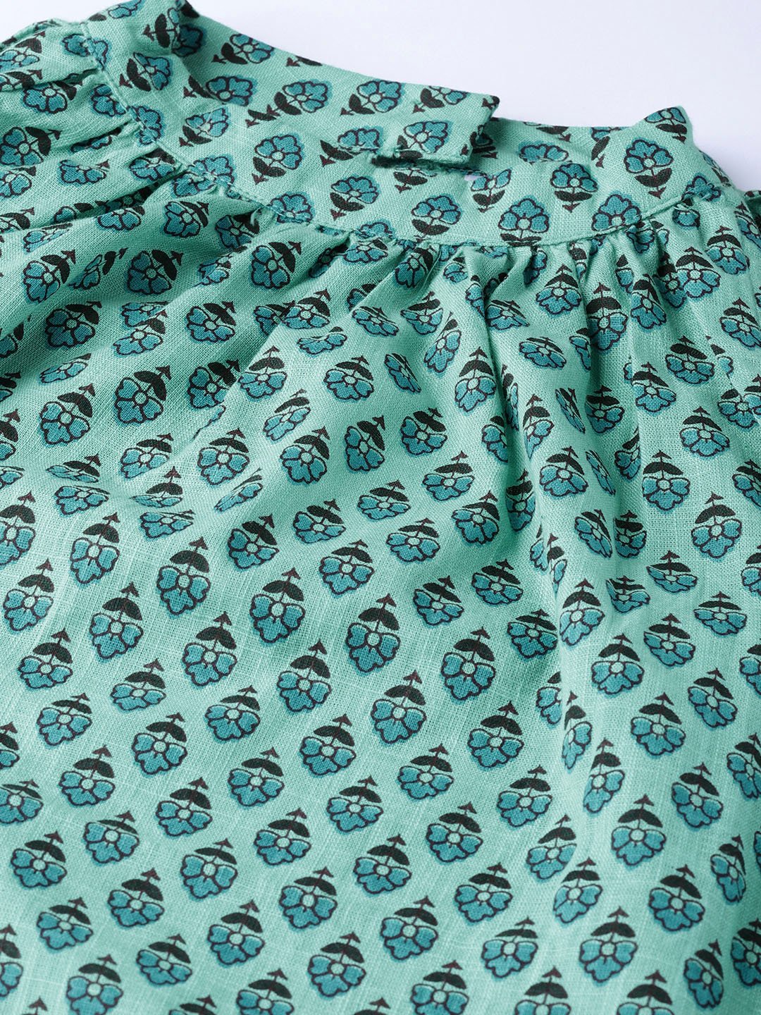 Women Green & Blue Printed Straight Kurta | LASVINI - Redefining Indian Fashion with Elegance
