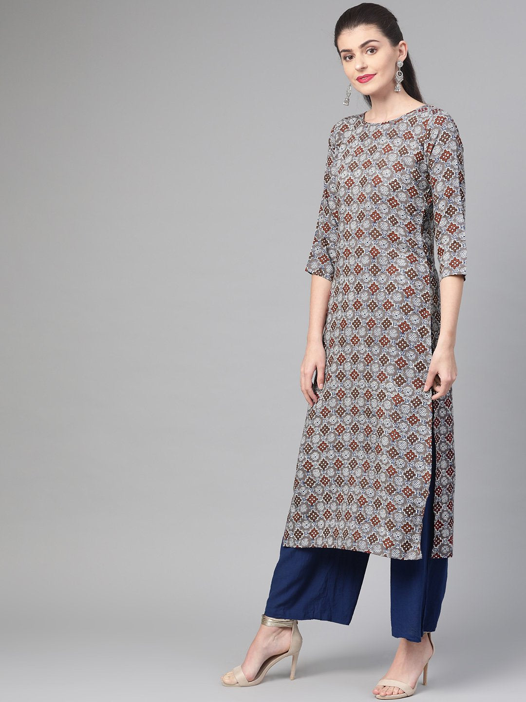 Adults-Women Grey & Maroon Cotton Straight Geometric Printed Kurta | LASVINI - Redefining Indian Fashion with Elegance
