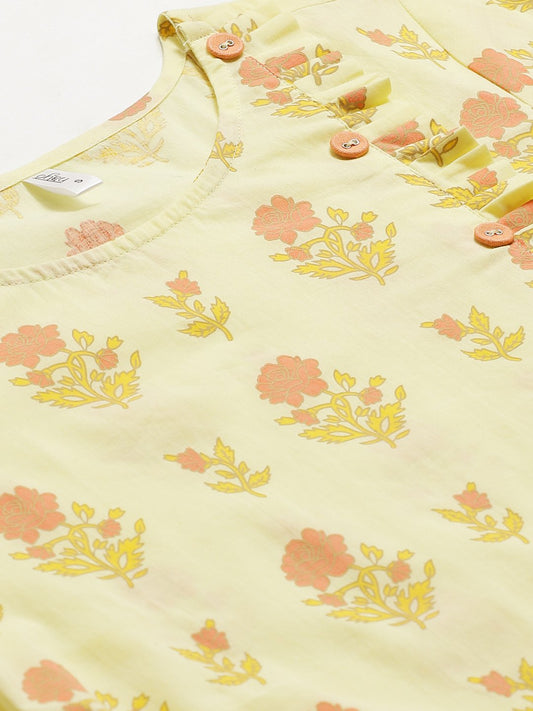 Women Yellow Calf Length Three-Quarter Sleeves Straight Floral Yoke Design Cotton Kurta | LASVINI - Redefining Indian Fashion with Elegance