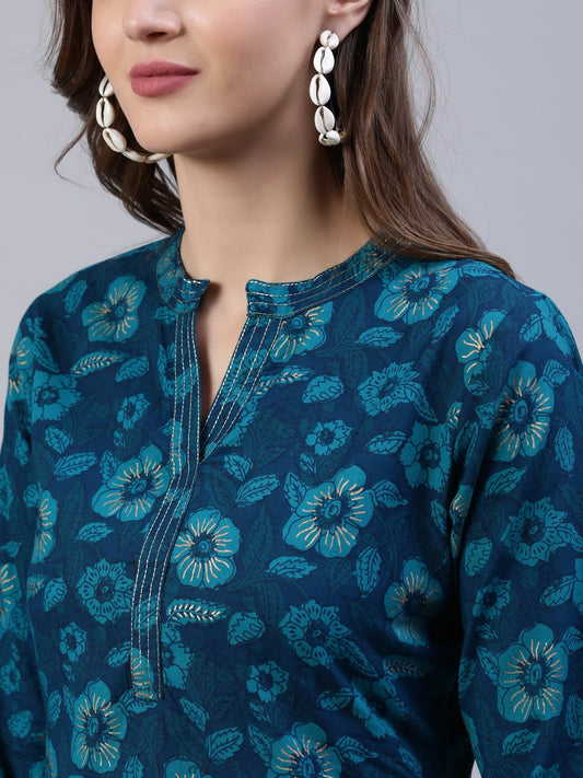 Women Green Straight Kurti With Three Quarter Sleeves | LASVINI - Redefining Indian Fashion with Elegance