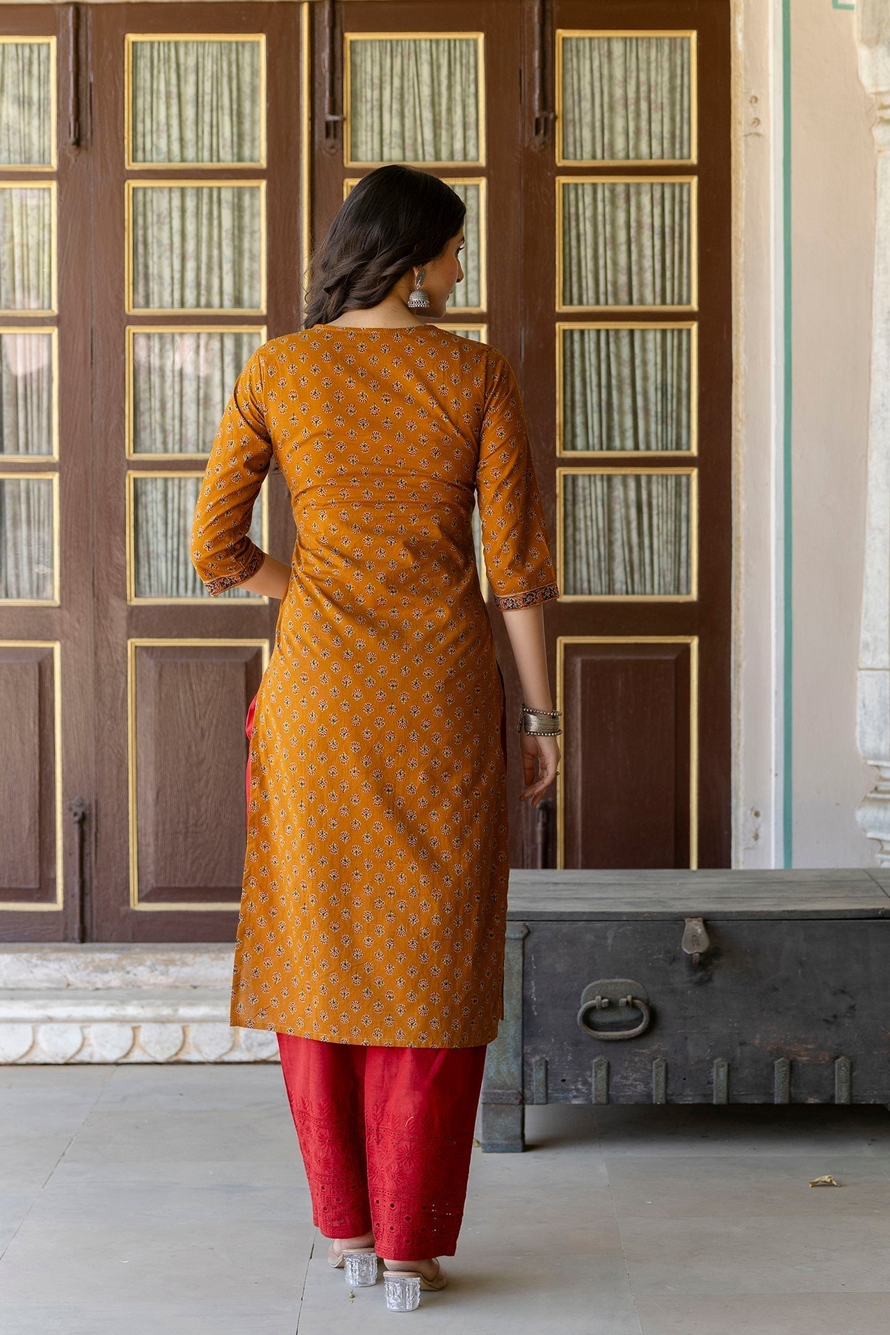 Women Mustrad Ethnic Printed Straight Kurta With Three Quarter Sleeves | LASVINI - Redefining Indian Fashion with Elegance