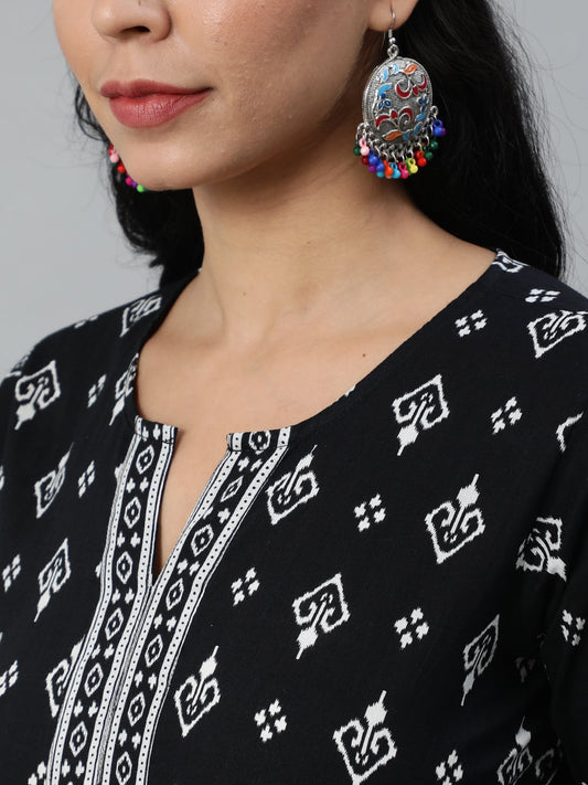 Women Black Printed Straight Kurta With Three Quarter Sleeves | LASVINI - Redefining Indian Fashion with Elegance