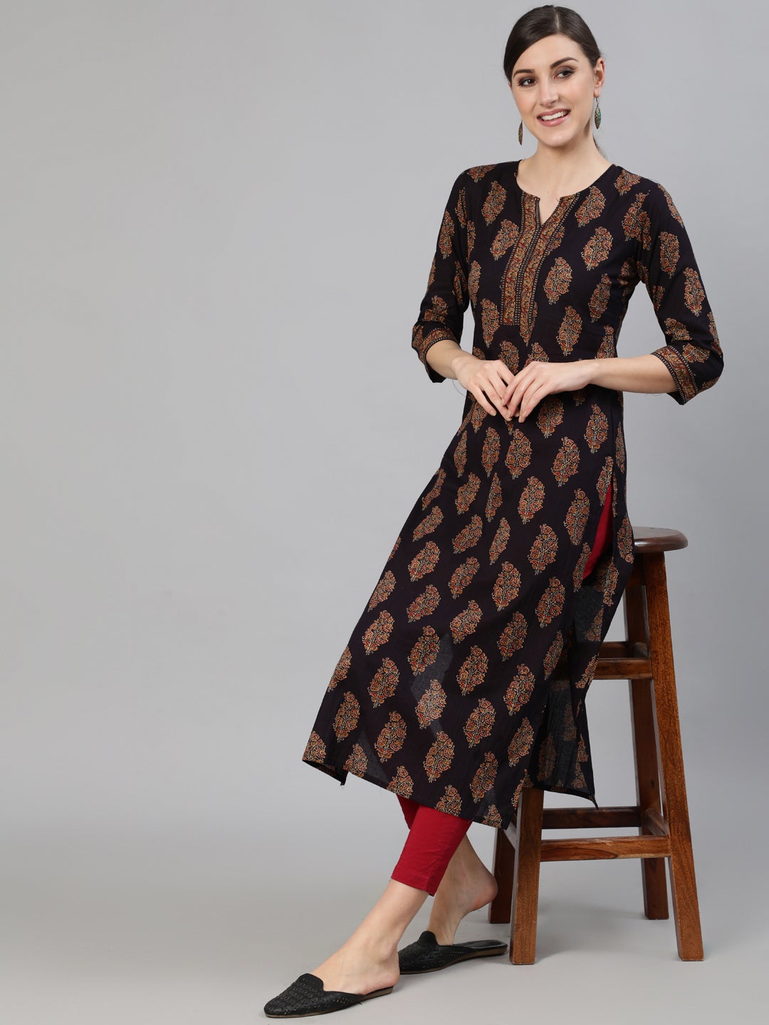 Women Black Ethnic Printed Straight Kurta With Three Quarter Sleeves | LASVINI - Redefining Indian Fashion with Elegance