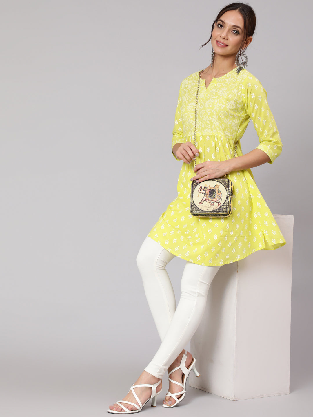 Women Green Printed A-Line Tunic With Three Quarter Sleeves | LASVINI - Redefining Indian Fashion with Elegance