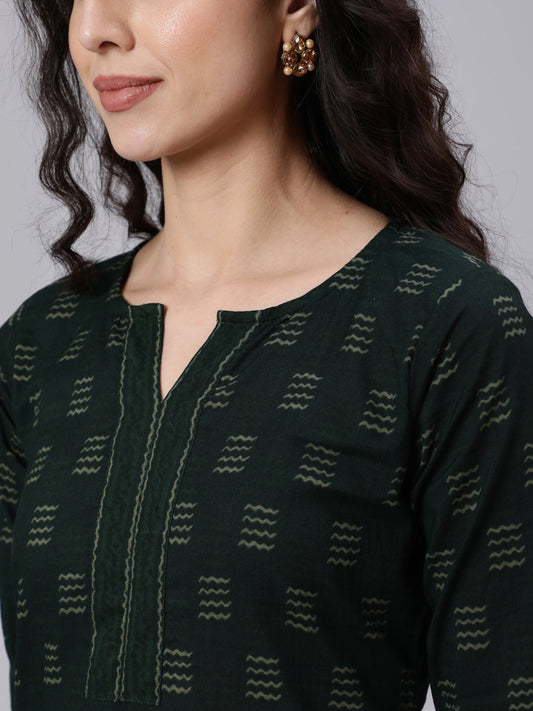 Women Green Ikat Print With Round Neck Straight Kurta | LASVINI - Redefining Indian Fashion with Elegance