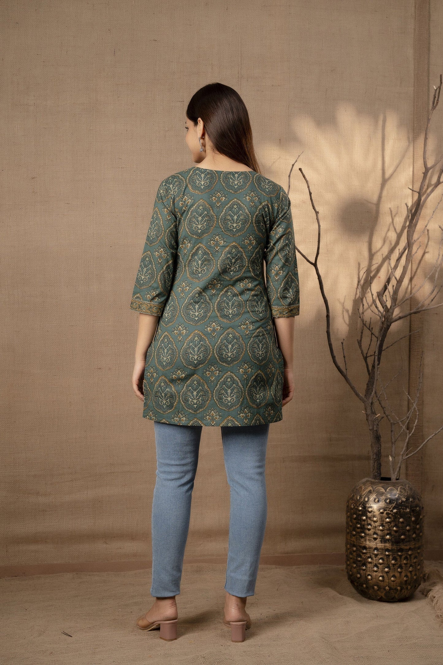 Women Green Ethnic Printed Tunic With Three Quarter Sleevs | LASVINI - Redefining Indian Fashion with Elegance