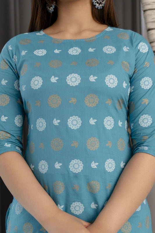 Women Blue Ethnic Printed Straight Kurta With Three Quarter Sleeves | LASVINI - Redefining Indian Fashion with Elegance