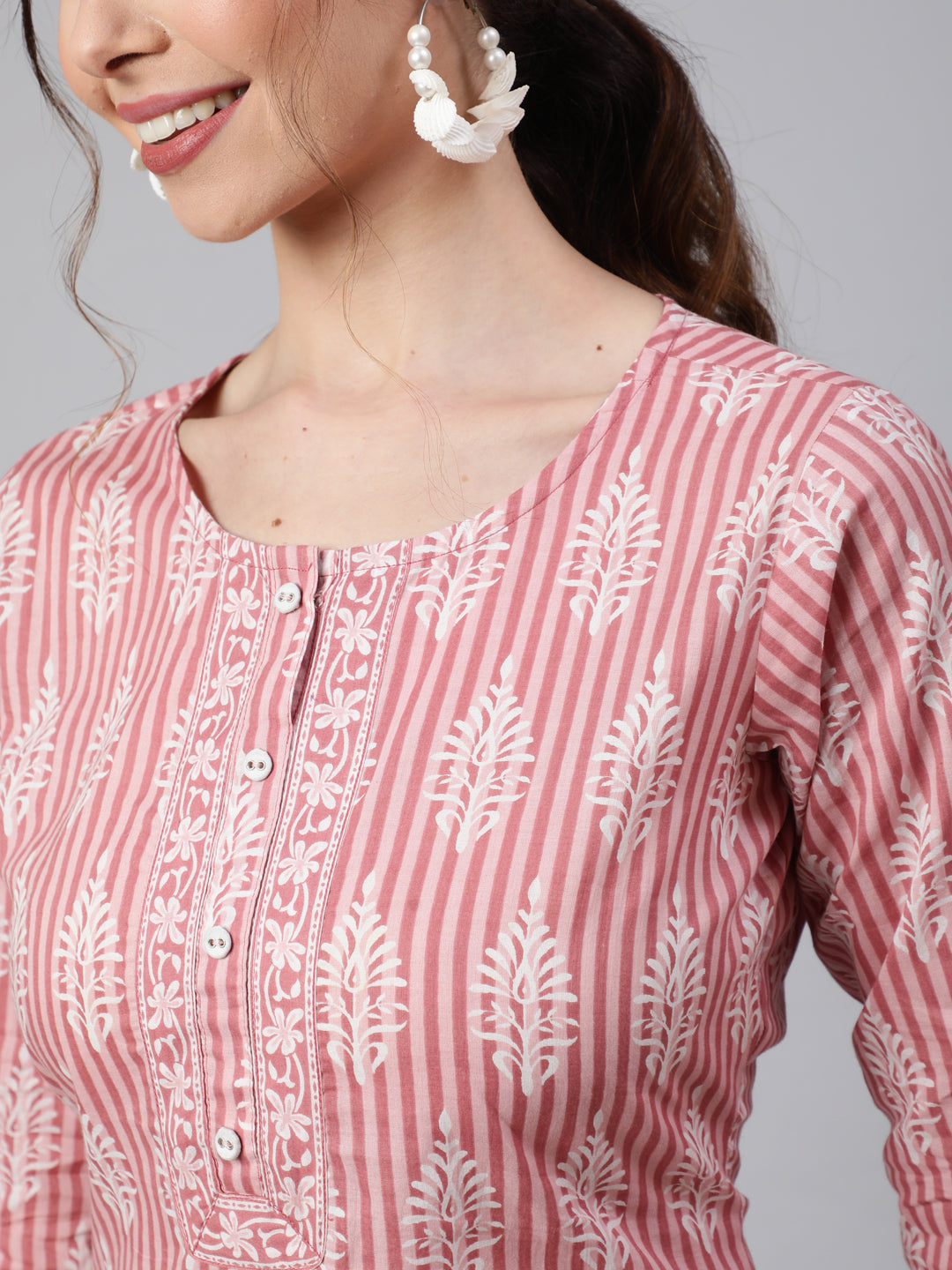 Women Pink Printed Straight Kurta With Three Quarter Sleeves | LASVINI - Redefining Indian Fashion with Elegance