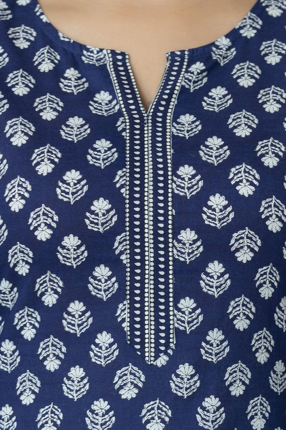 Women Blue Straight Tunic With Three Quarter Sleeves | LASVINI - Redefining Indian Fashion with Elegance