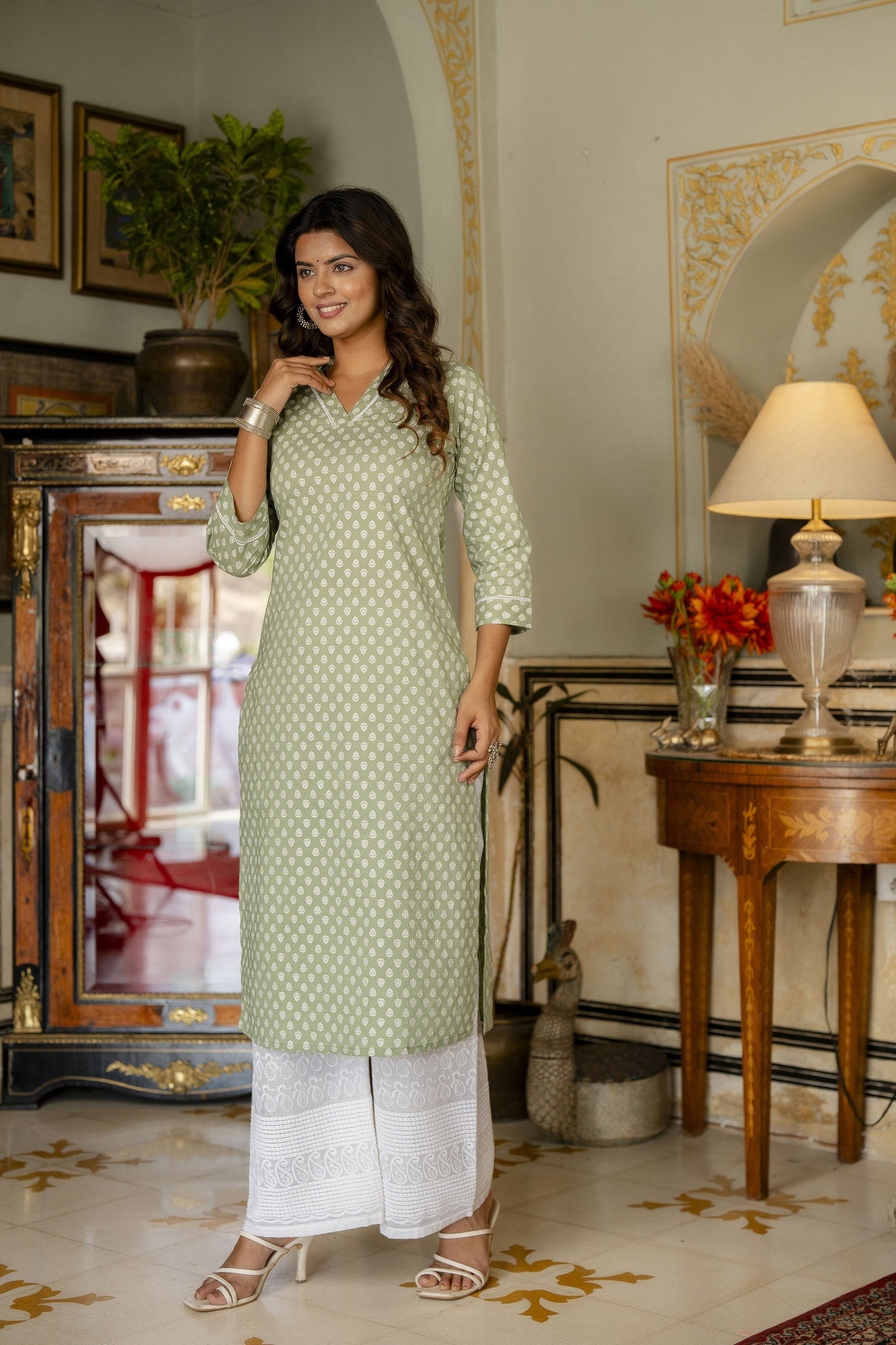 Women Green Ethnic Printed Straight Kurta With Three Quarter Sleeves | LASVINI - Redefining Indian Fashion with Elegance