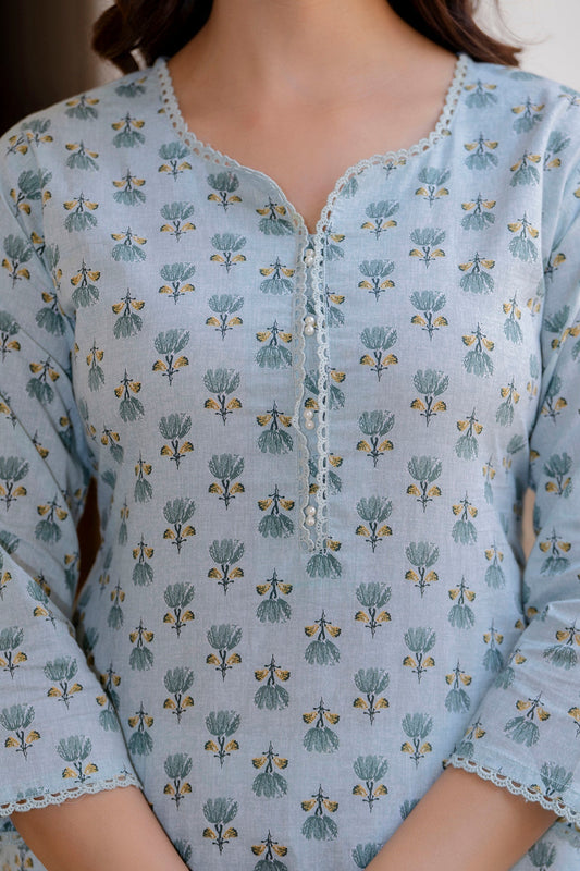 Women Green Ethnic Printed Straight Kurta With Three Quarter Sleeves | LASVINI - Redefining Indian Fashion with Elegance