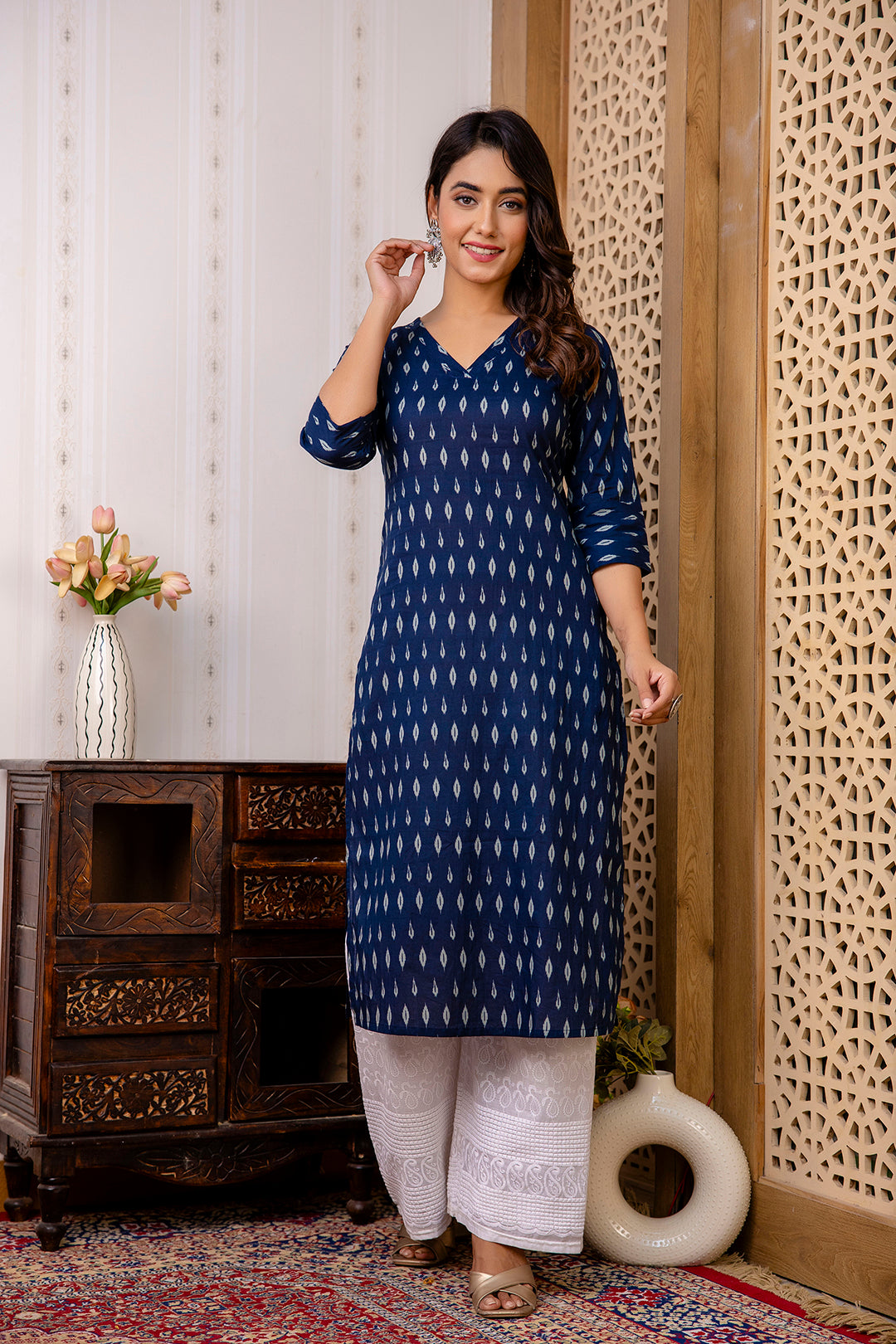 Women Navy Blue Printed Straight Kurta With Three Quarter Sleeves | LASVINI - Redefining Indian Fashion with Elegance