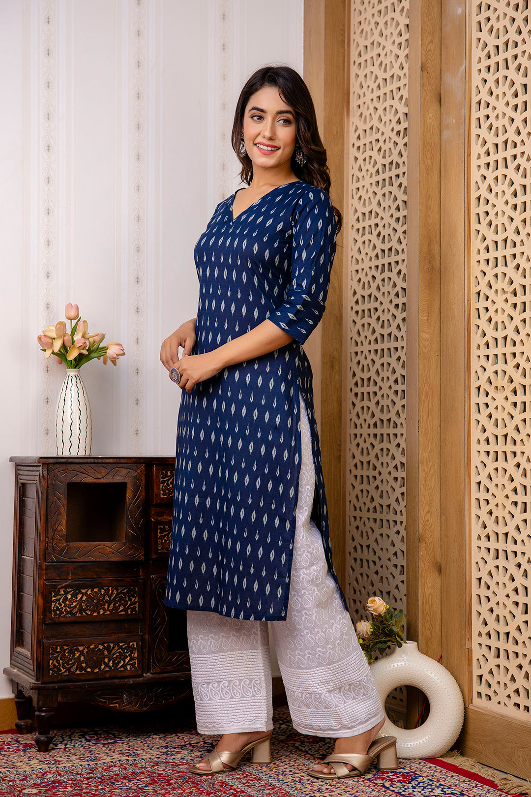 Women Navy Blue Printed Straight Kurta With Three Quarter Sleeves | LASVINI - Redefining Indian Fashion with Elegance