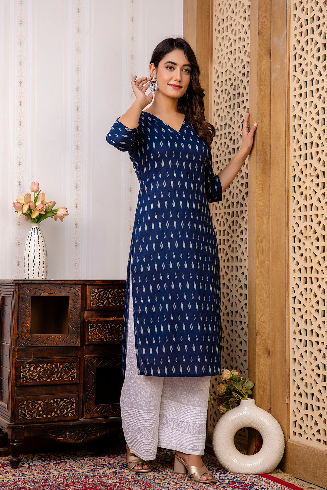 Women Navy Blue Printed Straight Kurta With Three Quarter Sleeves | LASVINI - Redefining Indian Fashion with Elegance