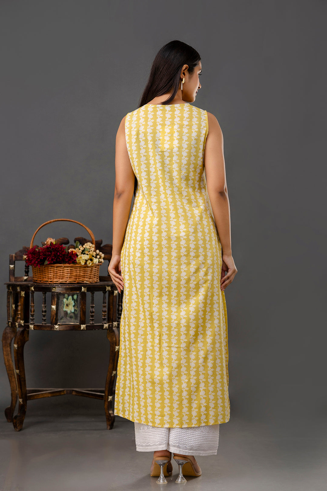 Yellow Printed Straight Sleeveless Kurta | LASVINI - Redefining Indian Fashion with Elegance