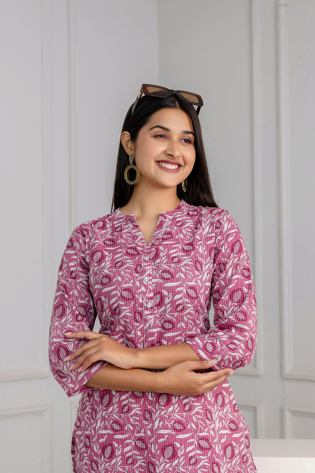 Mauve Printed Straight Kurta With Three Quarter Sleeves | LASVINI - Redefining Indian Fashion with Elegance
