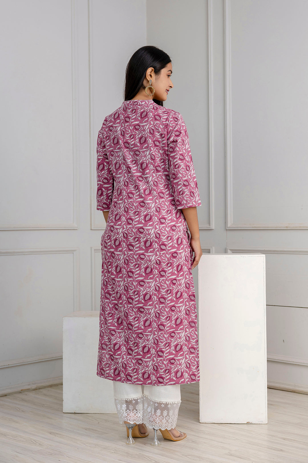 Mauve Printed Straight Kurta With Three Quarter Sleeves | LASVINI - Redefining Indian Fashion with Elegance