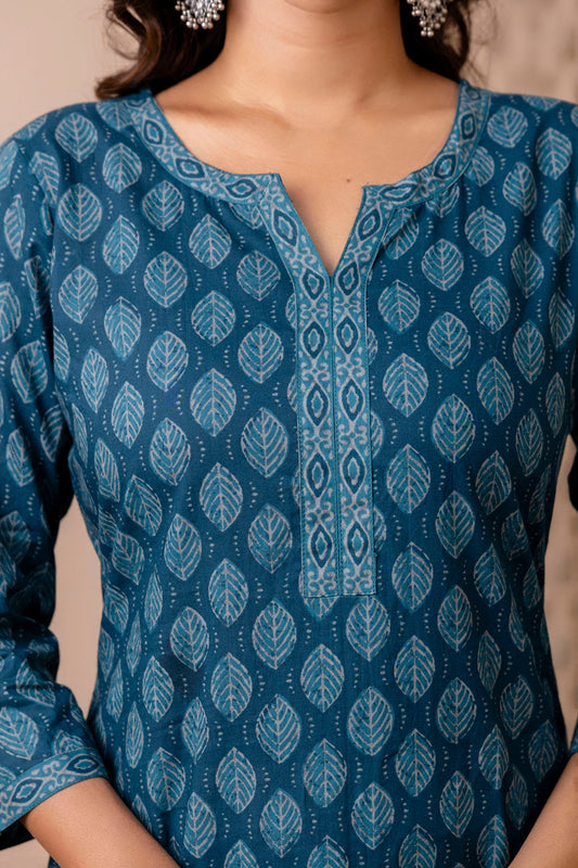 Women Teal Blue Printed Straight Kurta with Three Quarter Sleeves | LASVINI - Redefining Indian Fashion with Elegance