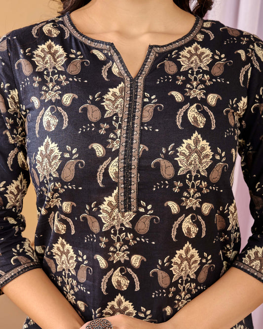 Women Black Printed Straight Tunic | LASVINI - Redefining Indian Fashion with Elegance