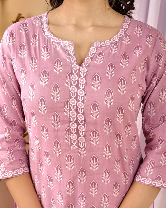 Women Mauve Printed Straight Kurta with Three Quarter Sleeves | LASVINI - Redefining Indian Fashion with Elegance