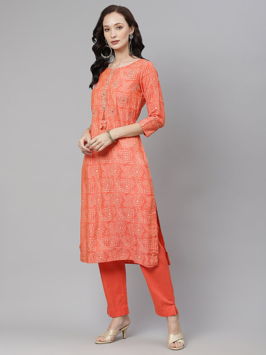 Women'S Peach Muslin Kurta And Cotton Pant Set | LASVINI - Redefining Indian Fashion with Elegance