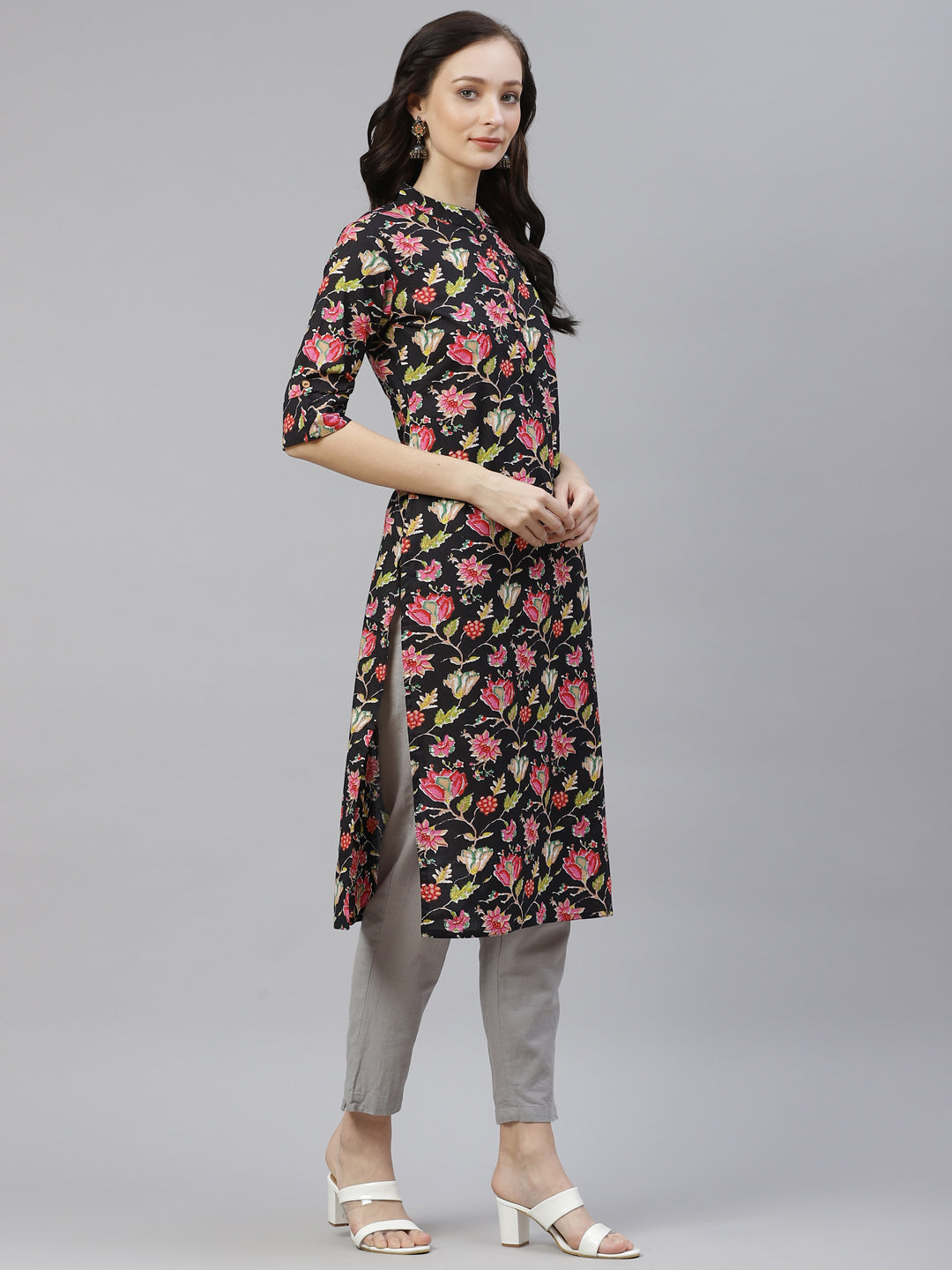 Women'S Black Floral Cotton Straight Kurti | LASVINI - Redefining Indian Fashion with Elegance