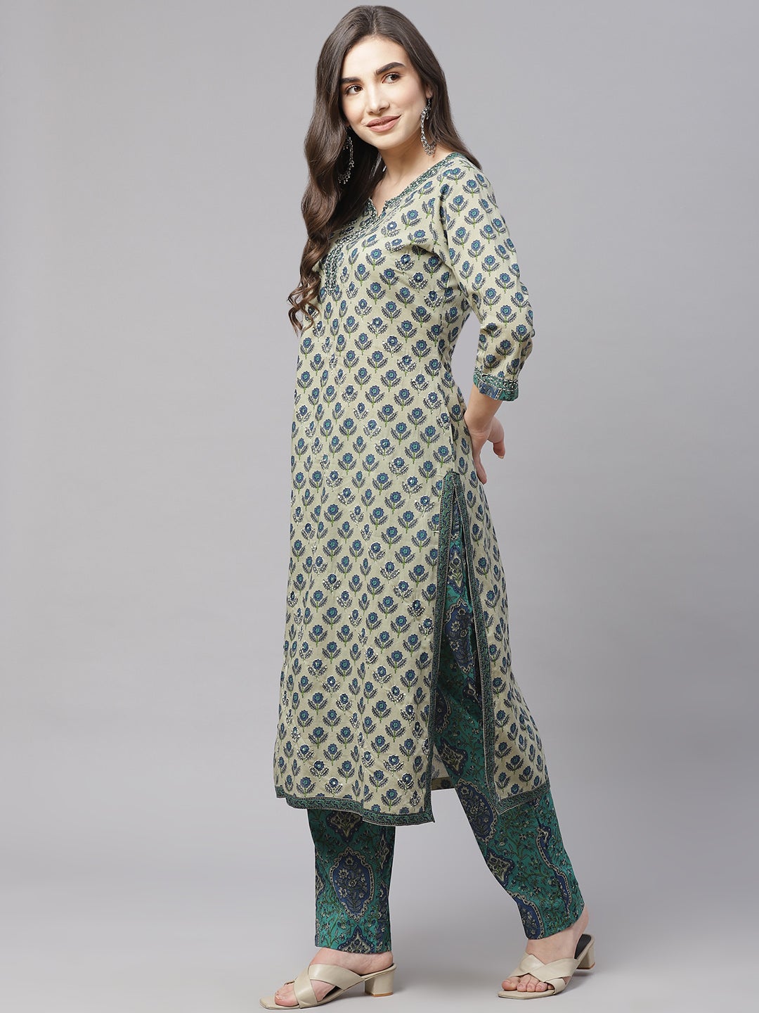 Women'S Green Cotton Straight Kurta Pant Set With Dupatta | LASVINI - Redefining Indian Fashion with Elegance