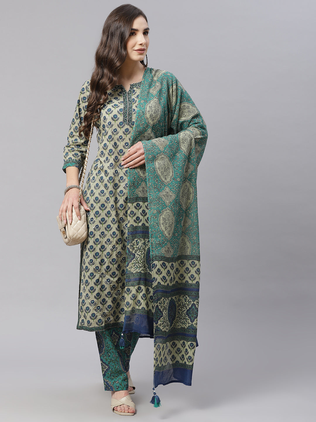 Women'S Green Cotton Straight Kurta Pant Set With Dupatta | LASVINI - Redefining Indian Fashion with Elegance