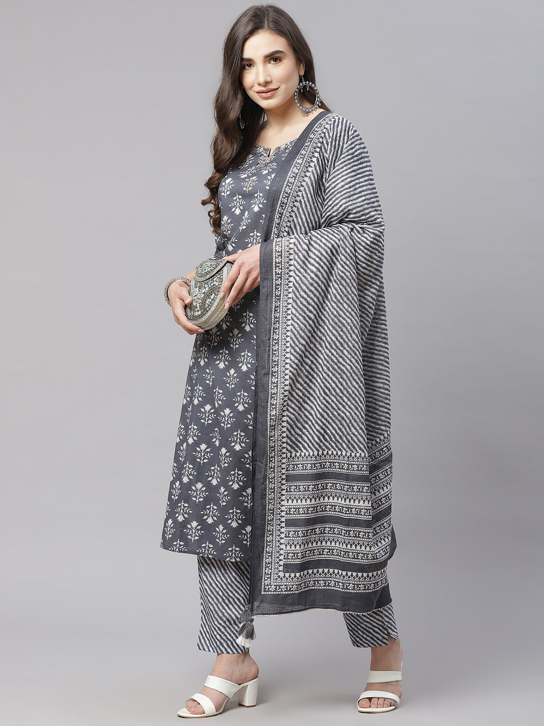 Women'S Grey Cotton Straight Kurta Pant Set With Dupatta | LASVINI - Redefining Indian Fashion with Elegance