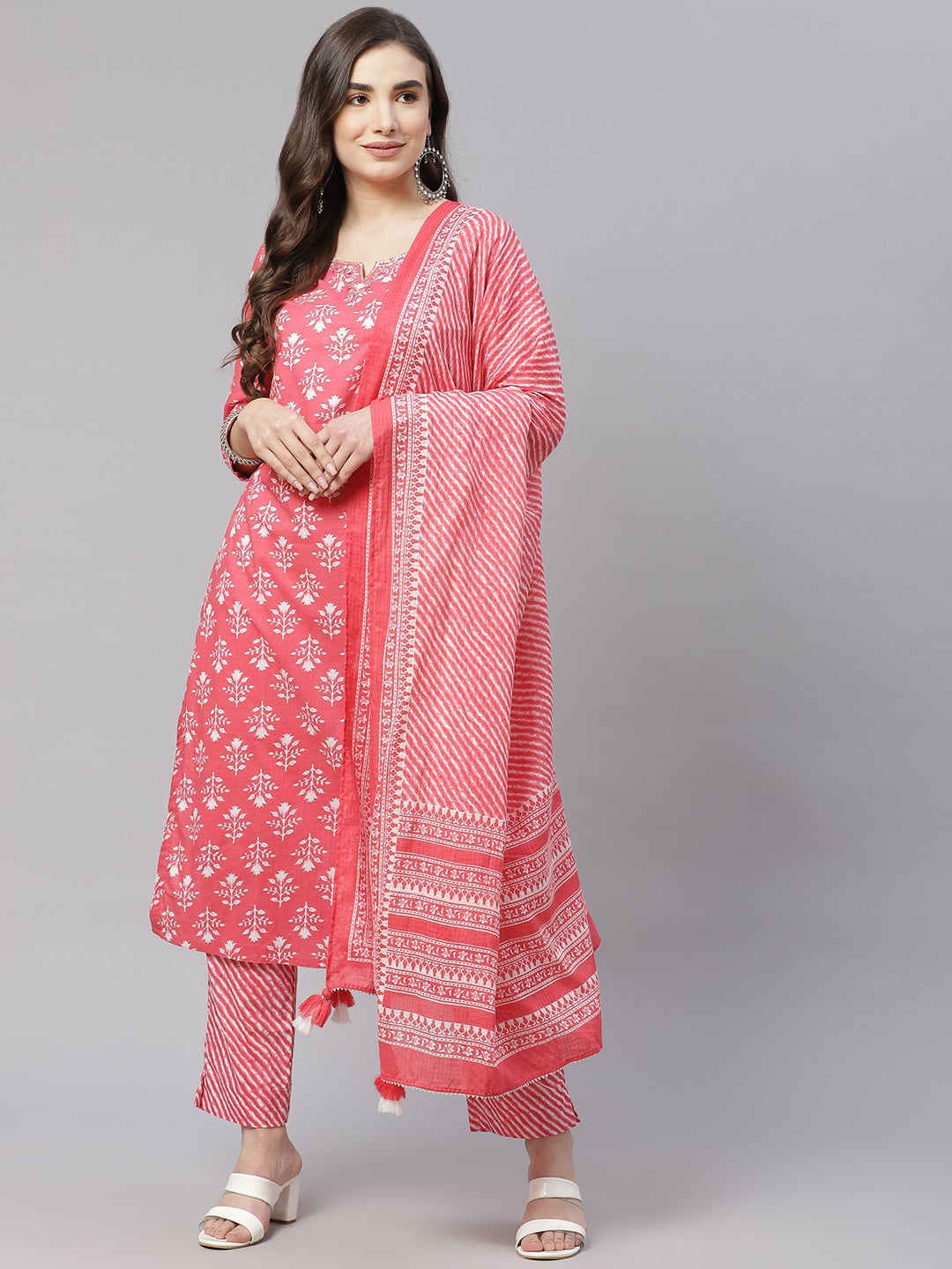 Women'S Pink Cotton Straight Kurta Pant Set With Dupatta | LASVINI - Redefining Indian Fashion with Elegance