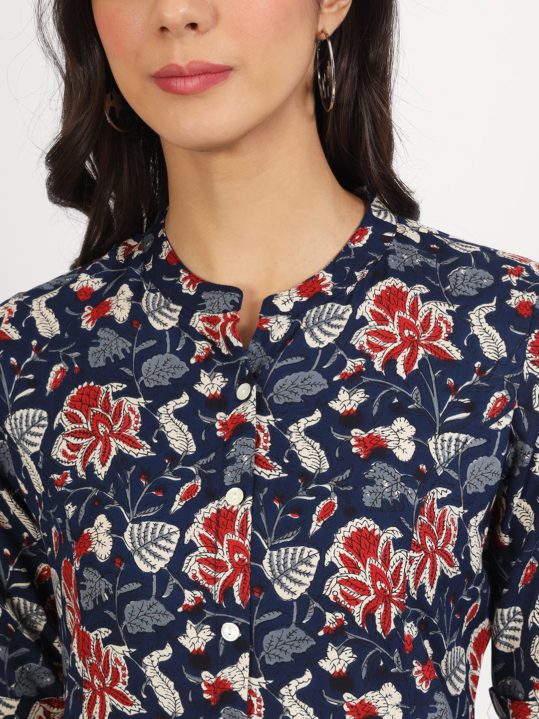 Women Black Floral Printed Rayon A-Line Kurta | LASVINI - Redefining Indian Fashion with Elegance