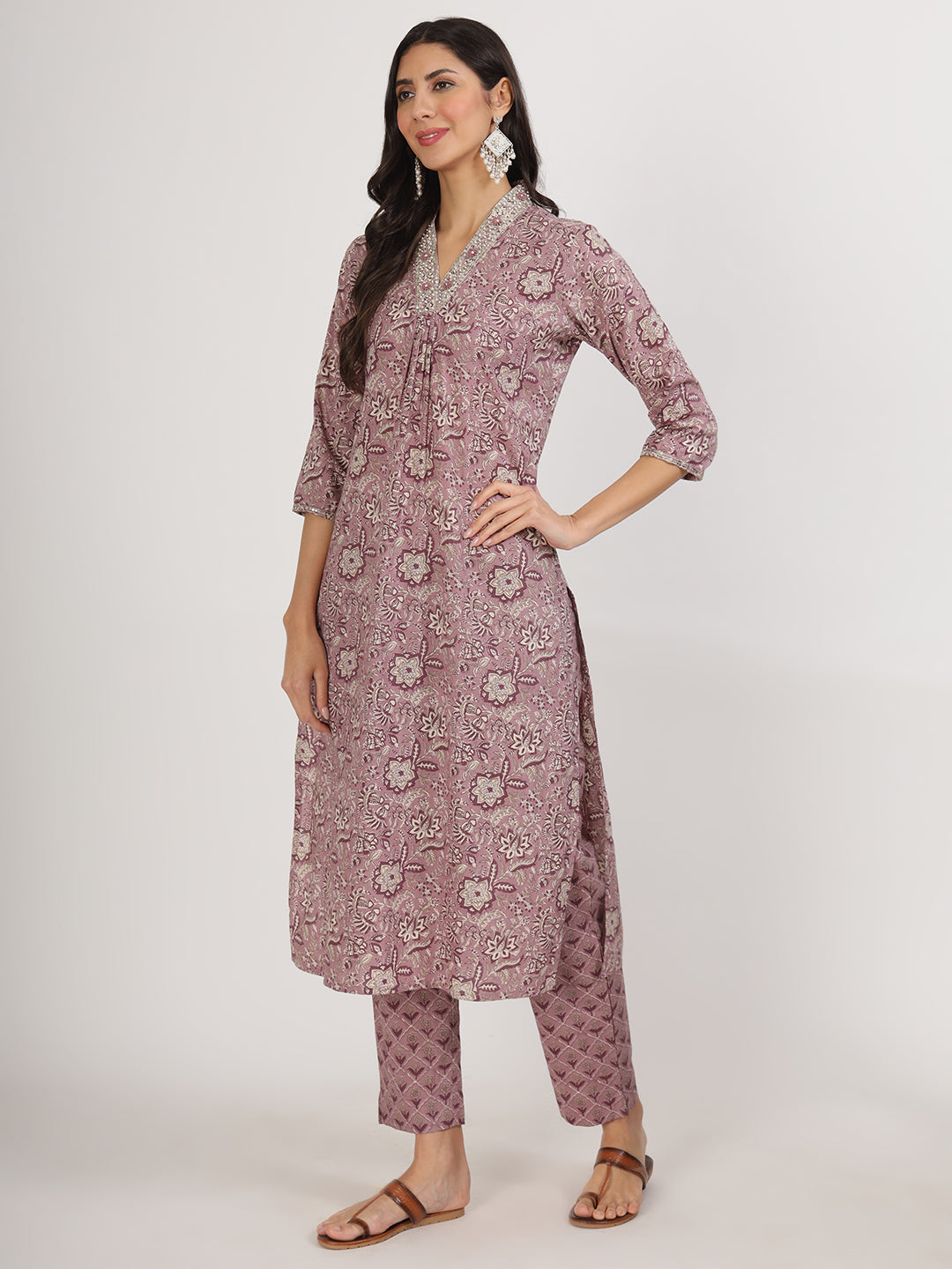 Women Purple Floral Printed Cotton Kurta Sets | LASVINI - Redefining Indian Fashion with Elegance