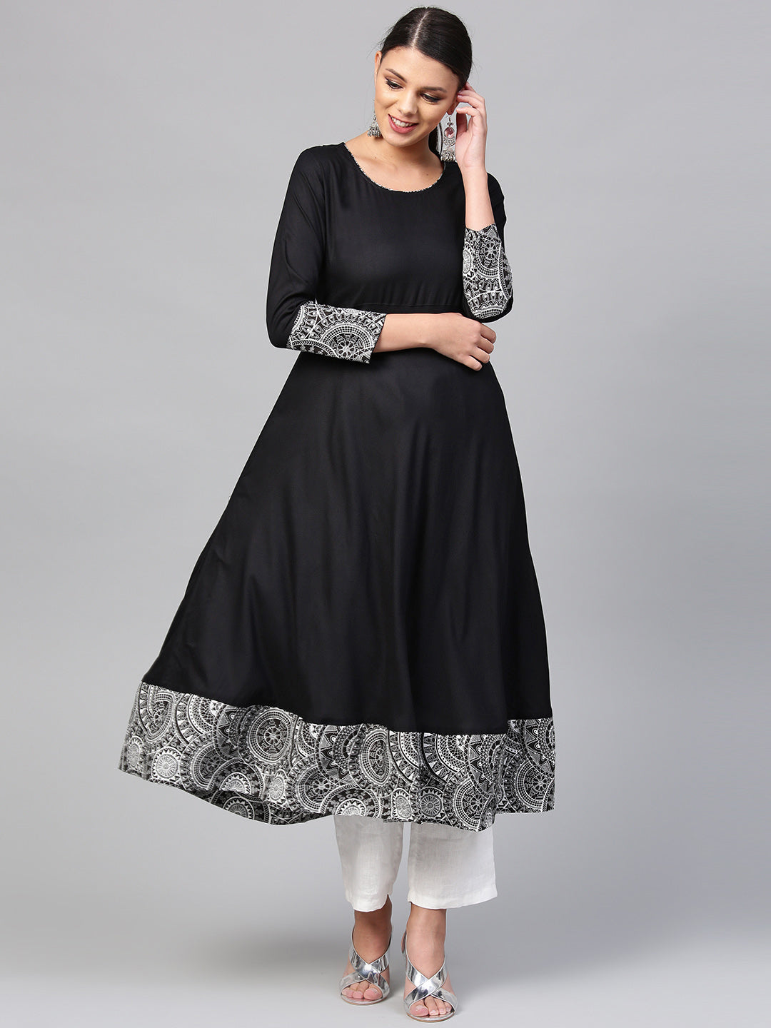 Women'S Black Rayon A-Line Kurti | LASVINI - Redefining Indian Fashion with Elegance