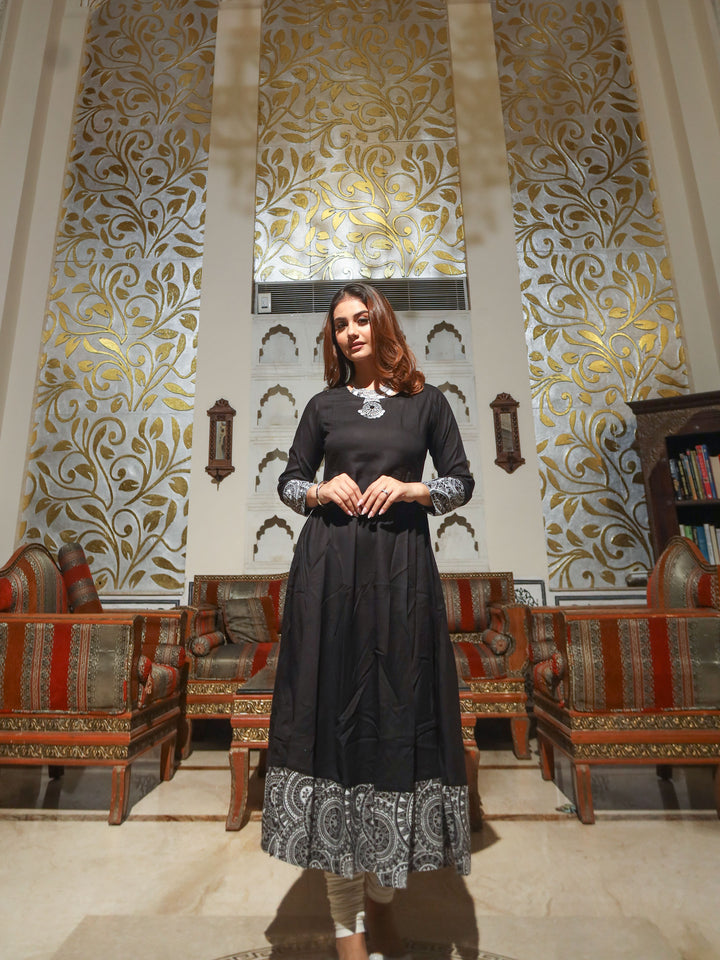 Women Black Rayon A-Line Kurti | LASVINI - Redefining Indian Fashion with Elegance