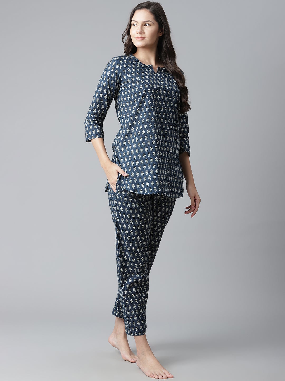 Women'S Dark Blue Buti Print Cotton Nightwear | LASVINI - Redefining Indian Fashion with Elegance