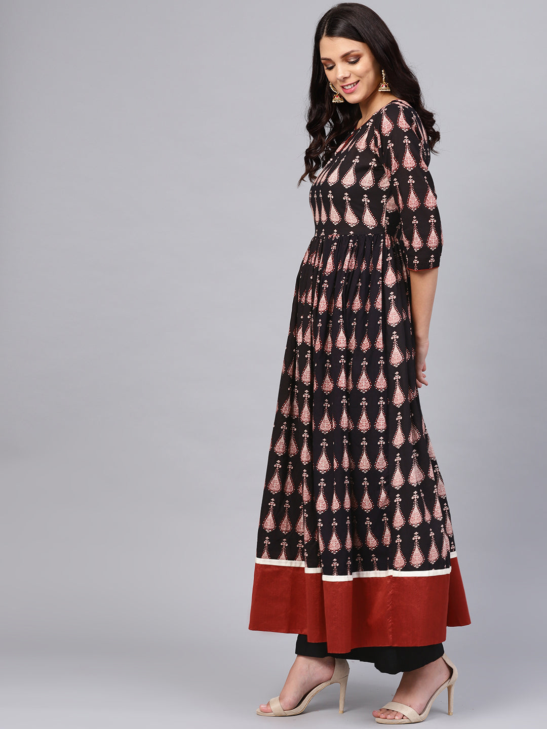 Women'S Black Printed Cotton Floor Lenth Anarkali | LASVINI - Redefining Indian Fashion with Elegance