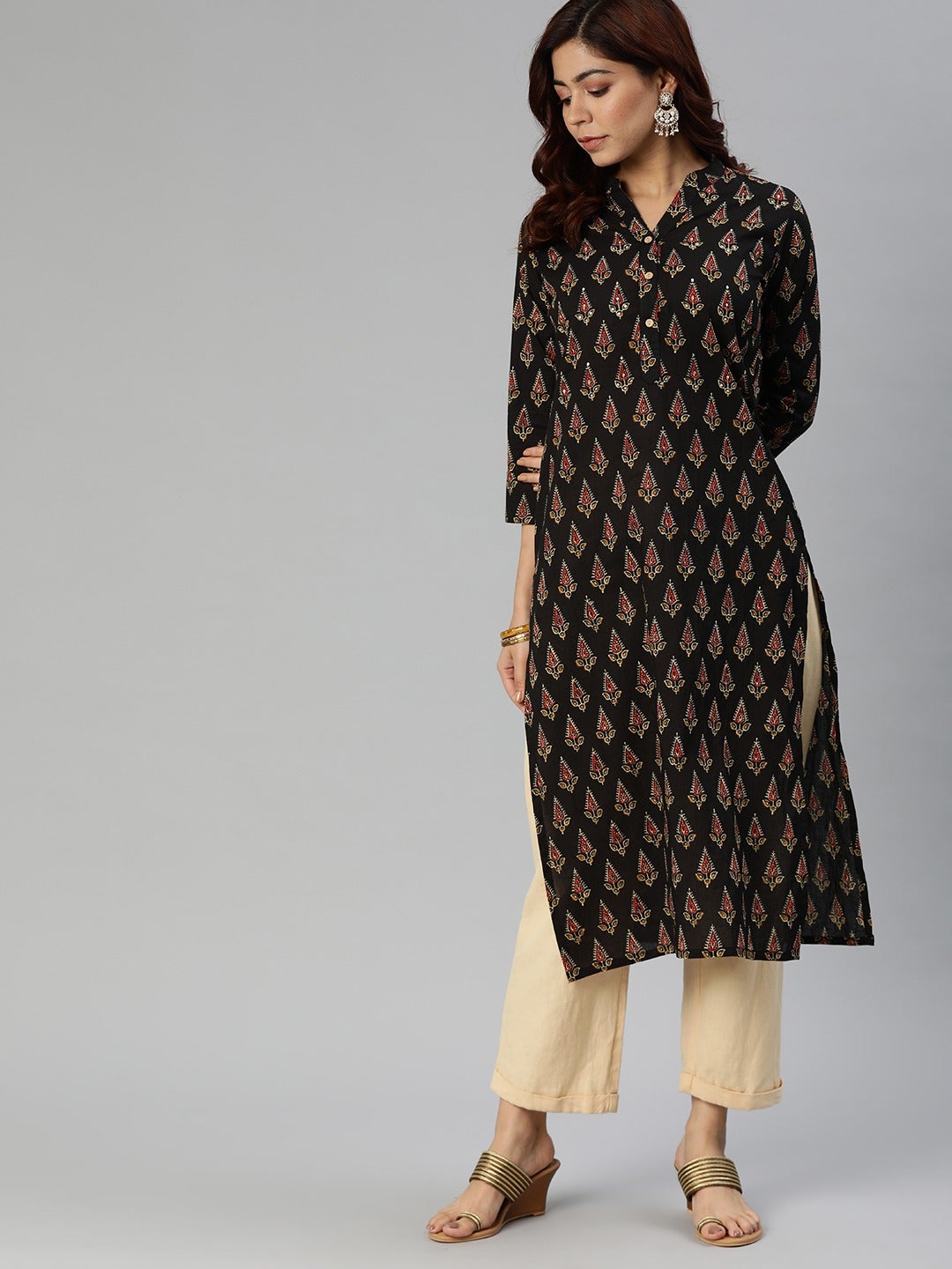 Women'S Black Buti Print Cotton Kurta | LASVINI - Redefining Indian Fashion with Elegance