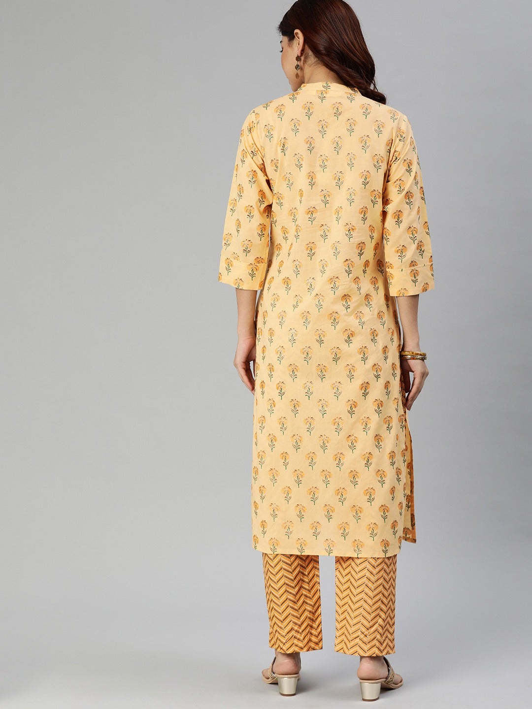 Women'S Yellow Flower Print Cotton Kurta Set | LASVINI - Redefining Indian Fashion with Elegance