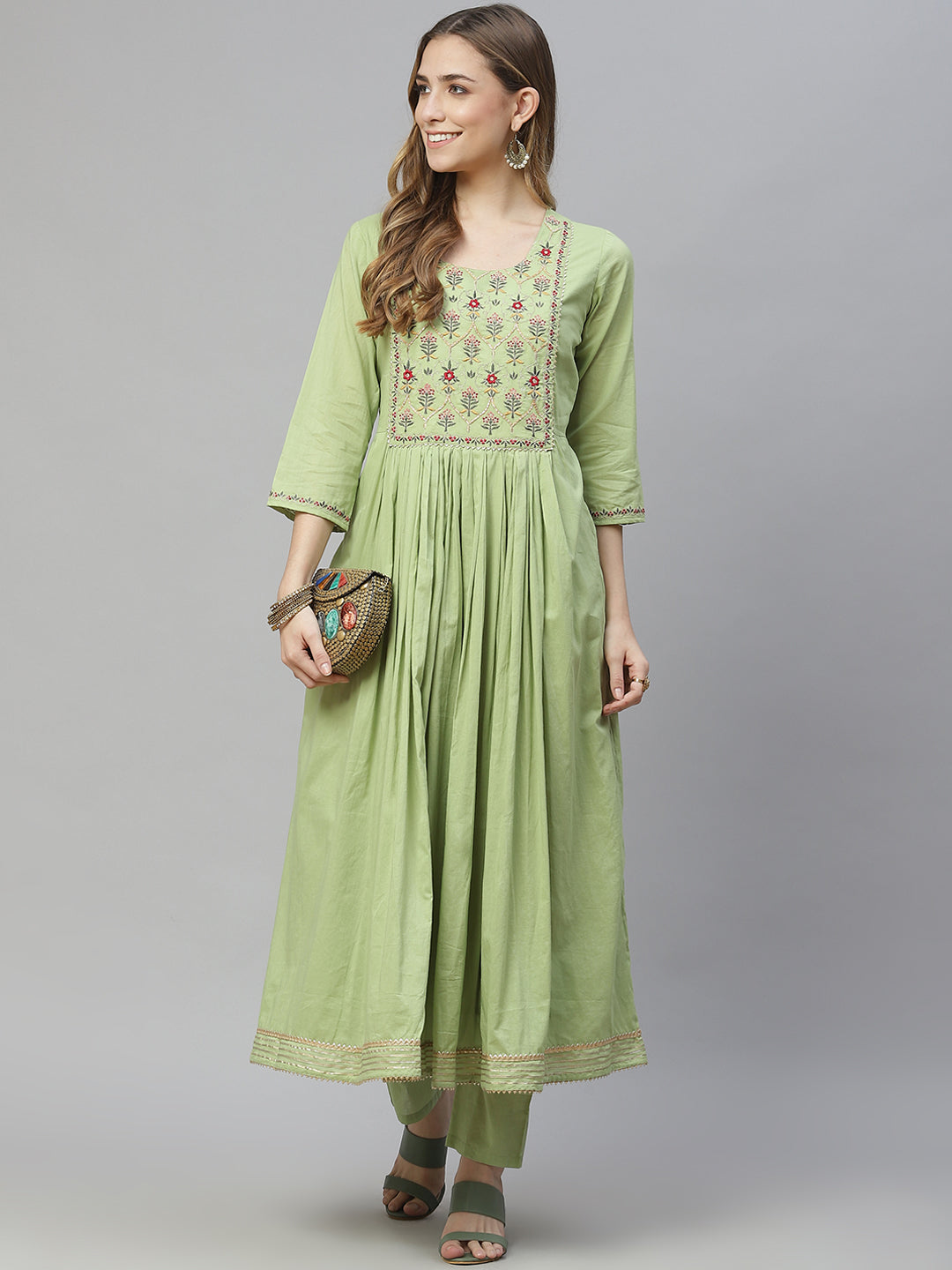 Women'S Green Cotton Kurta Pant Set | LASVINI - Redefining Indian Fashion with Elegance