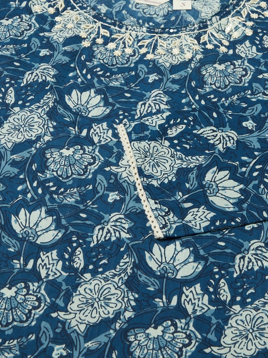 Women'S Blue Floral Straight Kurta | LASVINI - Redefining Indian Fashion with Elegance