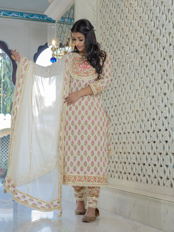 Women'S Off White Cotton Straight Kurta Pant Set With Dupatta | LASVINI - Redefining Indian Fashion with Elegance